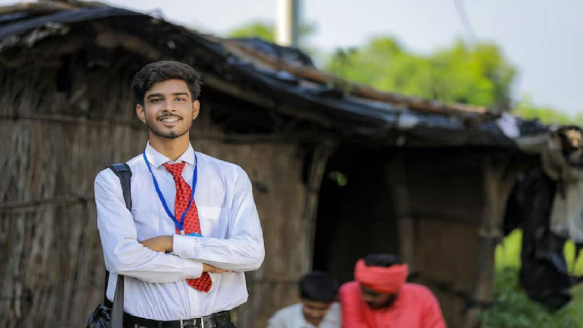 West Bengal Madhyamik Class 10 result and toppers 2025 will be announced on May 2. (Representational image: Freepik)