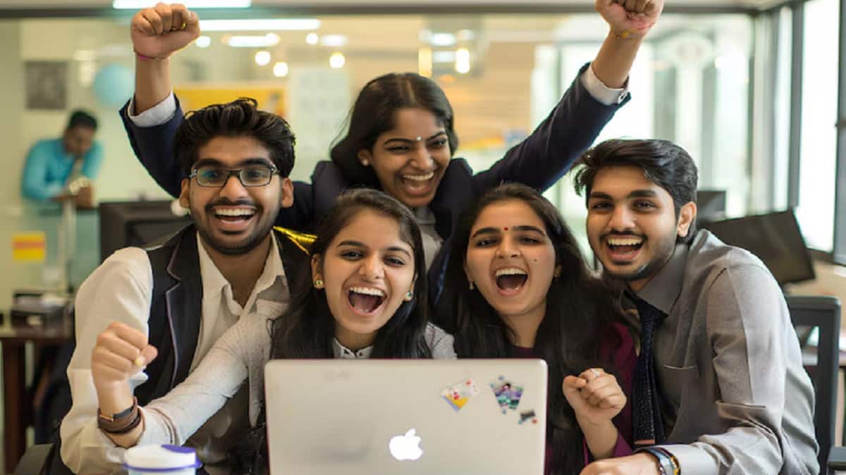 CBSE Class 10 Toppers 2025: Trivandrum, Vijayawada share top spot; JNVs surpass KVs with 99.49%
