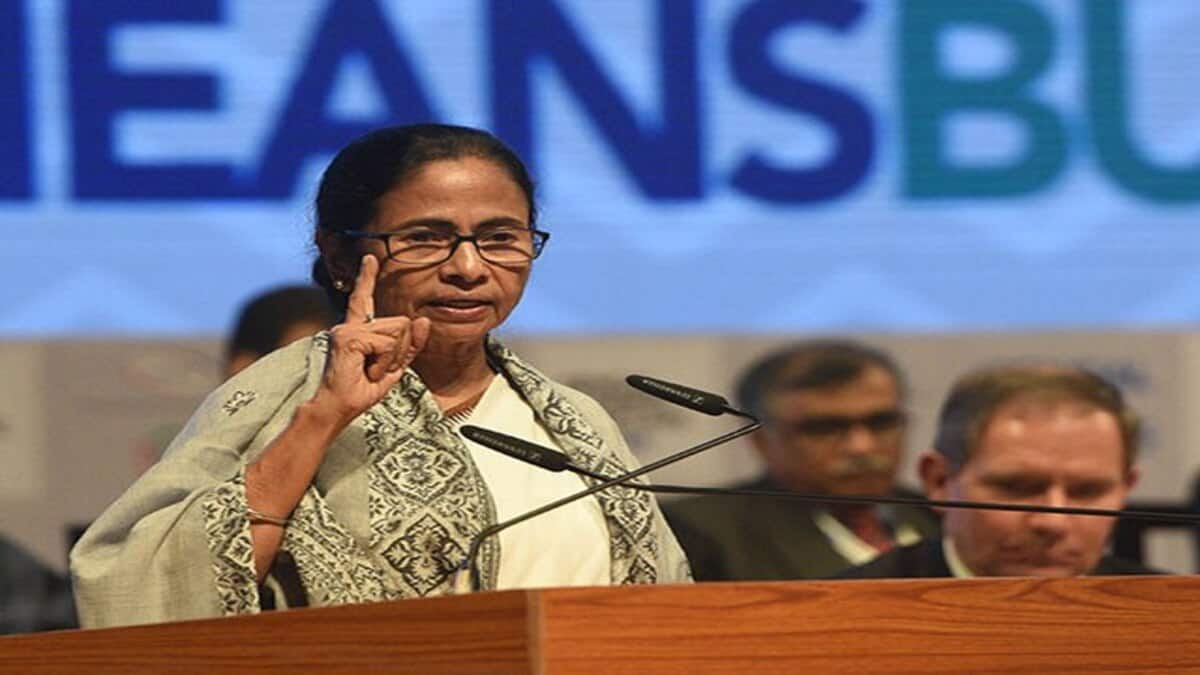 Fewer teachers, more outsiders taking part in agitation outside education dept HQ: West Bengal CM Mamata