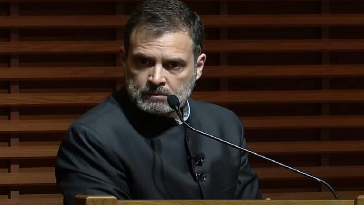 Rahul Gandhi interacted with school students during his visit. (Image: Wikimedia Commons)