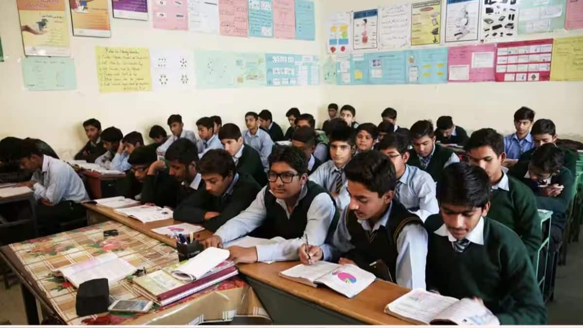 इस साल आरबीएसई 10 की परीक्षाएं 6 मार्च से 4 अप्रैल 2025 तक चली। (प्रतीकात्मक-विकिमीडिया कॉमन्स)