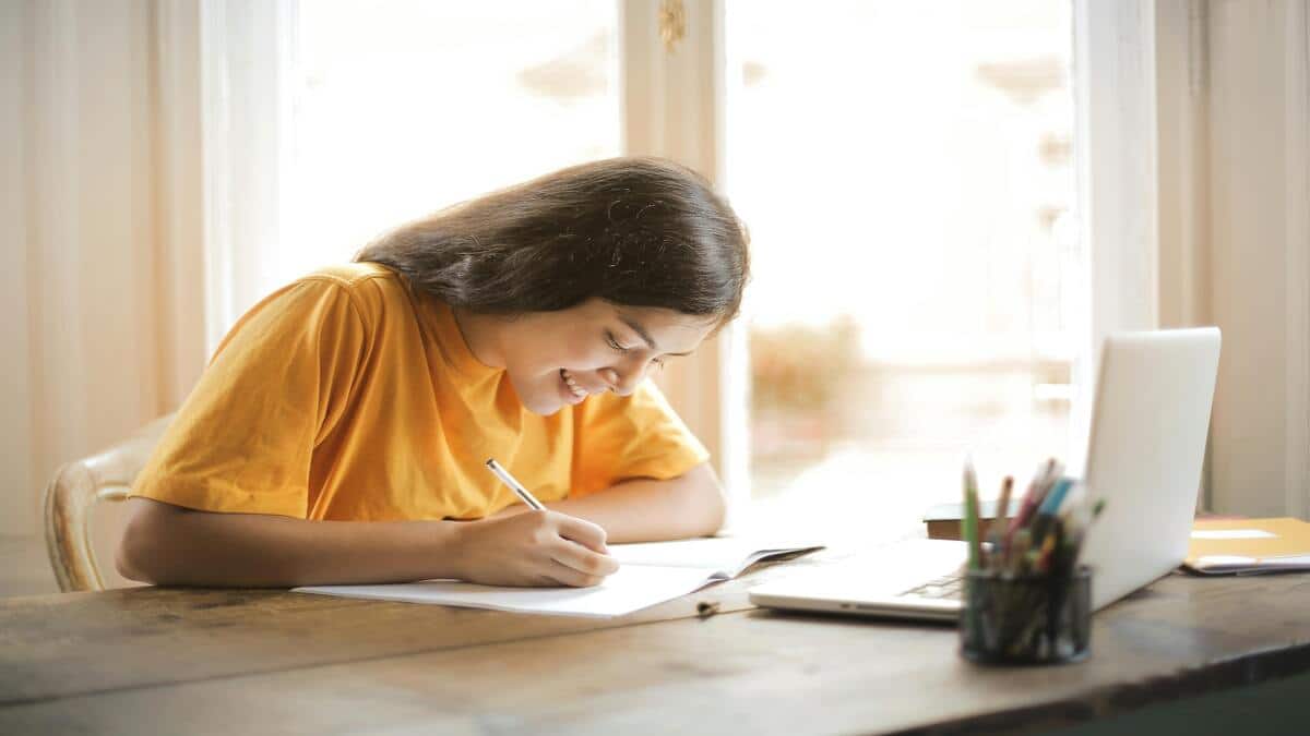 On first day alone, the university received more than 200 applications. (Representational Image: Freepik)