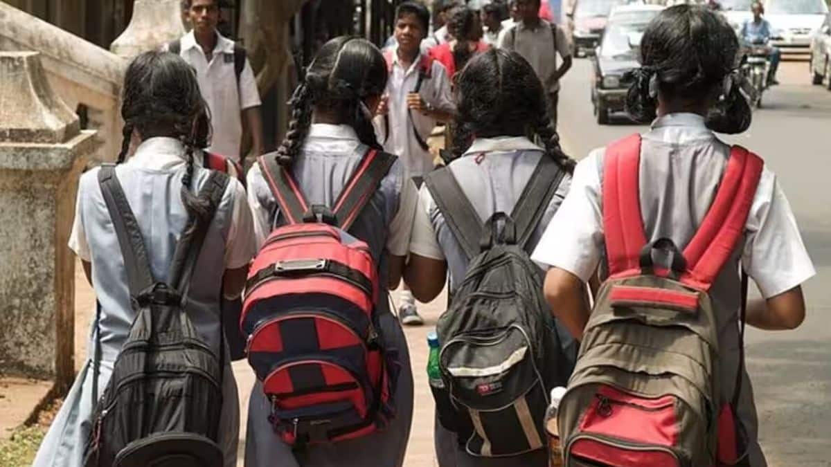 छात्र एमपी बोर्ड द्वितीय परीक्षा का टाइम टेबल इस लेख में भी आगे देख सकते हैं। (प्रतीकात्मक-विकिमीडिया कॉमन्स)