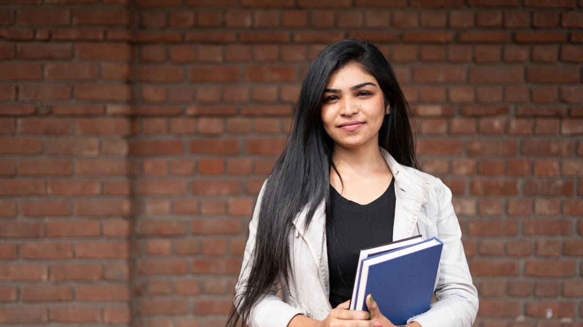 Passing Marks for MH CET 3-year LLB 2025: Percentile for Top Colleges (Based on Last Year Data)
