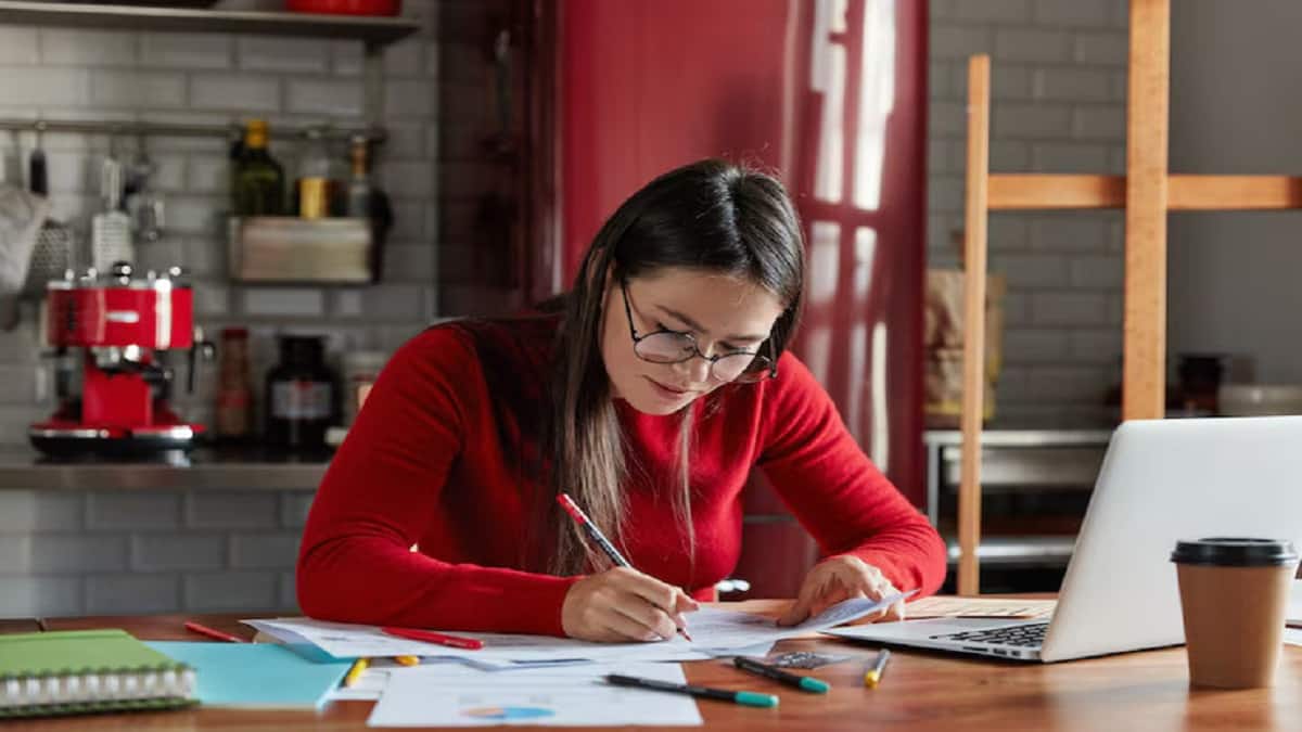 Formula to calculate CUET UG marks. (Representational image: Freepik)