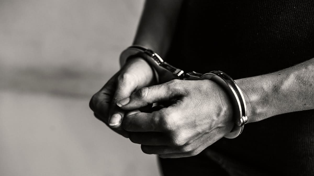 Three men arrested for raping a student in Kolkata (Representational Image: Freepik)