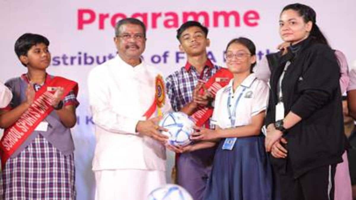 Education minister Dharmendra Pradhan inaugurates F4S programme at PM SHRI Kendriya Vidyalaya Kolkata