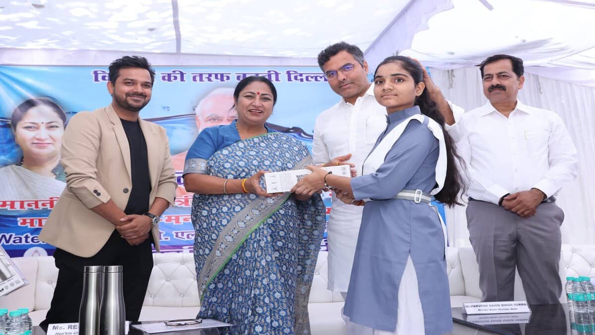 She announced laptops for 1,200 top Delhi government school students this year. (Image: Rekha Gupta/ official X account)