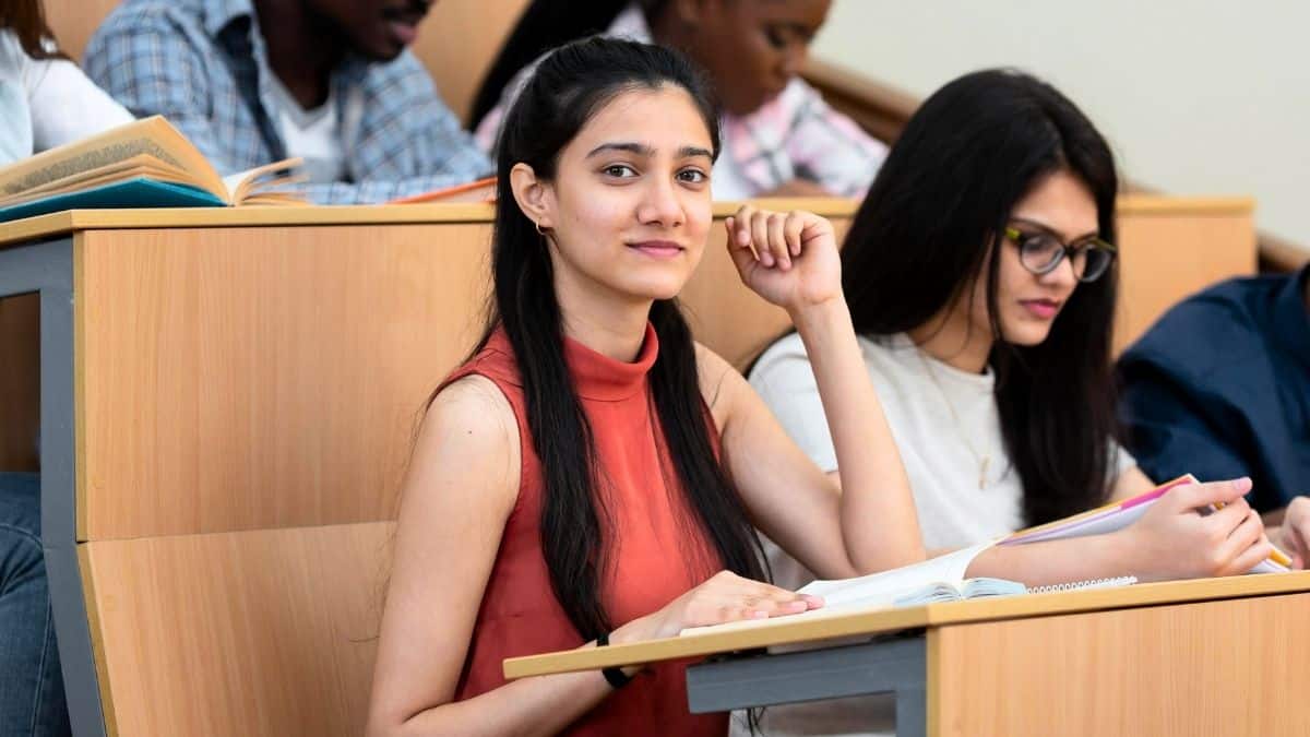बिहार कैबिनेट द्वारा सामान्य प्रशासन विभाग के प्रस्ताव को मंजूरी दिए जाने के बाद यह प्रावधान अब लागू हो गया है। (प्रतीकात्मक-फ्रीपिक)