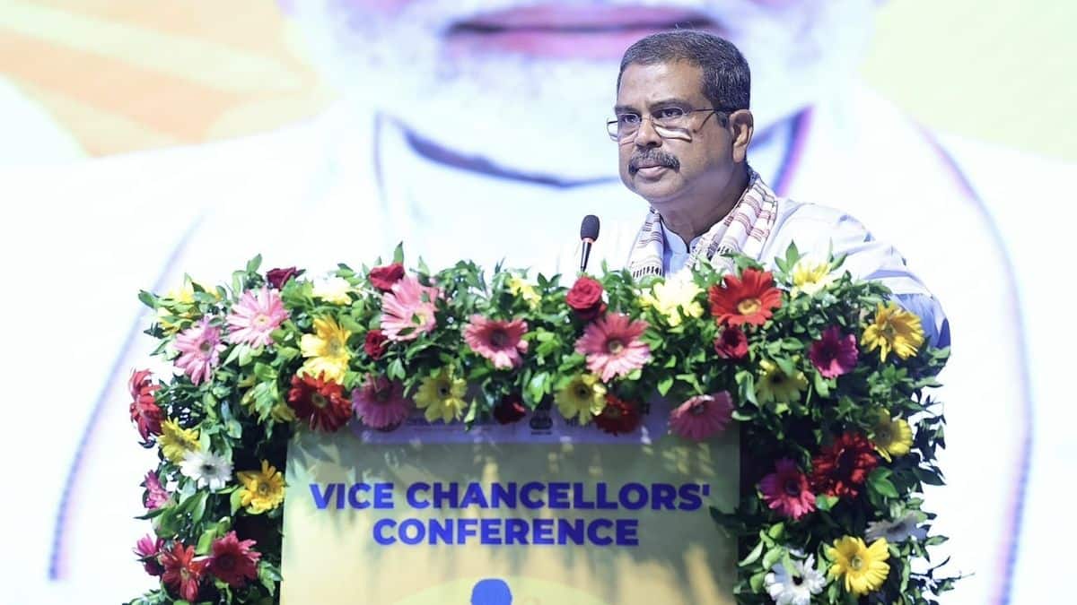 शिक्षा मंत्री धर्मेंद्र प्रधान ने उद्घाटन सत्र में कहा कि पिछले 10 वर्षों में उच्च शिक्षा प्रणाली में व्यापक बदलाव आया है। (इमेज-एक्स/@dpradhanbjp)