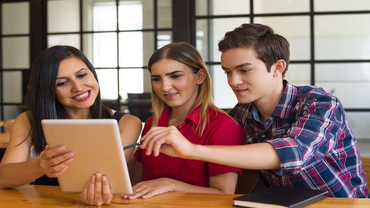 UGEAC 2025 seat allotment list and cut-off can be accessed through the official website at bceceboard.bihar.gov.in. (Representational image: Freepik)
