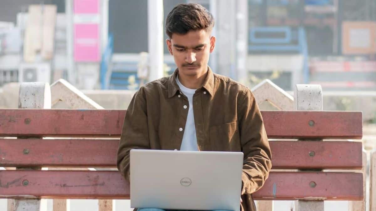 सीएसआईआर नेट 2025 परीक्षा 28 जुलाई को देश भर के विभिन्न केंद्रों पर सीबीटी मोड में आयोजित की जाएगी। (प्रतीकात्मक-फ्रीपिक)
