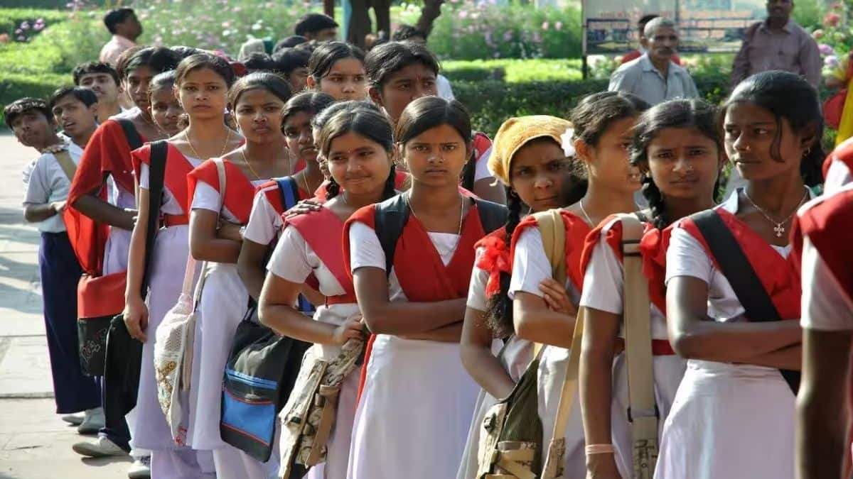 इस हफ्ते यह चौथा दिन है जब स्कूलों को बम से उड़ाने की धमकियां मिली हैं। (प्रतीकात्मक-विकिमीडिया कॉमन्स)
