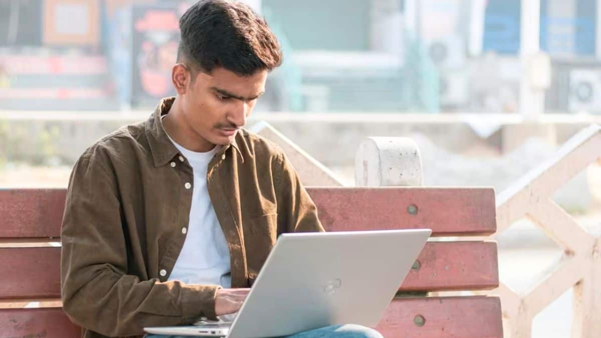 सीएसआईआर नेट 2025 एडमिट कार्ड परीक्षा केंद्र में प्रवेश के लिए एक अनिवार्य दस्तावेज है। (प्रतीकात्मक-पिक्सल)