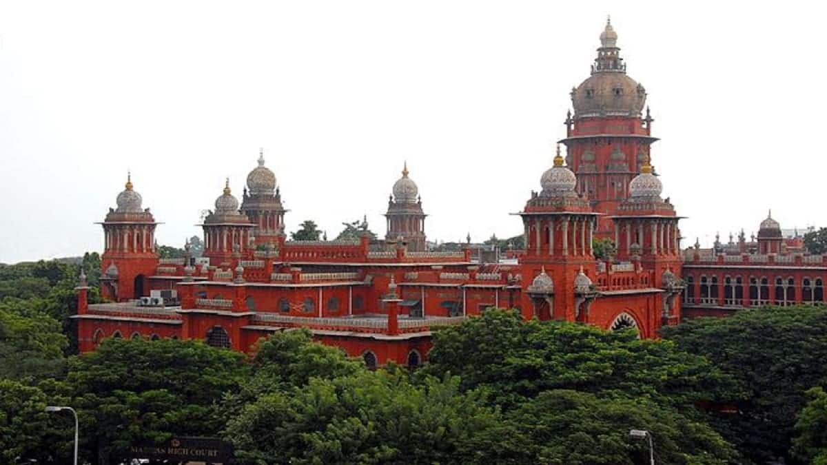Madras High Court gives permission to appoint 18 assistant professors and 1 librarian at Loyola College. (Image: Madras HC/ Wikimedia Commons)