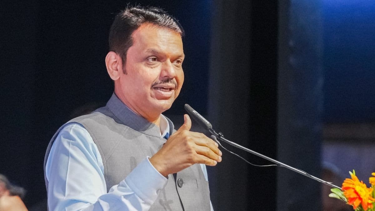 मुख्यमंत्री फडणवीस ने कहा, "शिवाजी महाराज के नाम पर एक अध्ययन केंद्र का खुलना अपने आप में बहुत बड़ी बात है।" (इमेज-एक्स/@Dev_Fadnavis)