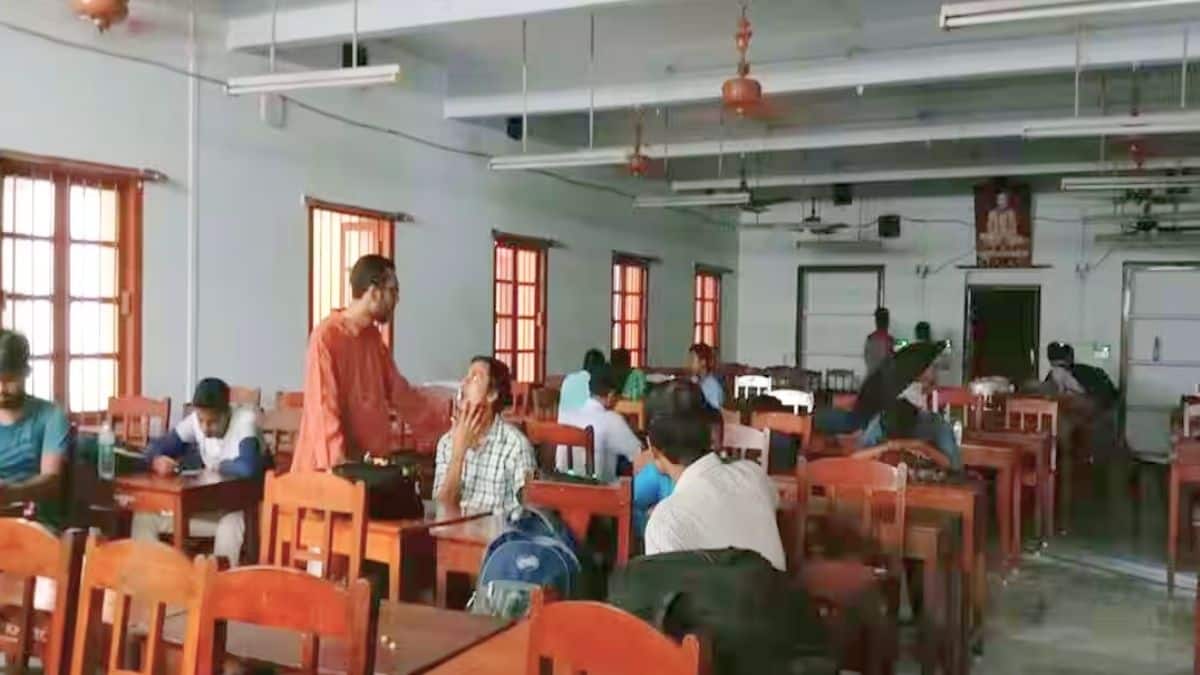 आयोग ने इस संबंध में आधिकारिक अधिसूचना वेबसाइट पर जारी कर दी है। (प्रतीकात्मक-विकिमीडिया कॉमन्स)
