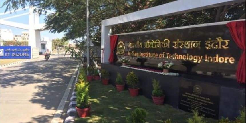 अधिकारियों ने बताया कि इस ‘स्मार्ट ग्लास’ को कमरों के परदों की जगह लगाया जा सकता है। (स्त्रोत-आधिकारिक एक्स)