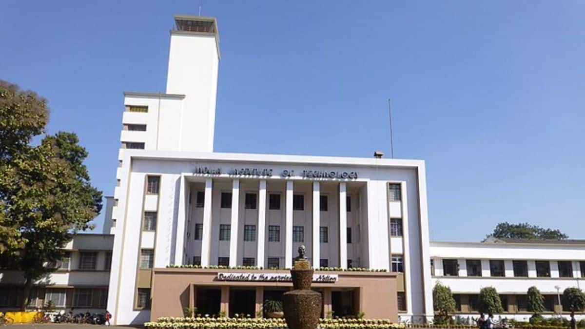 इस वर्ष परिसर में छात्रों की आत्महत्या के मामले सामने आने के बाद यह कदम उठाया गया है। (प्रतीकात्मक-विकिमीडिया कॉमन्स)
