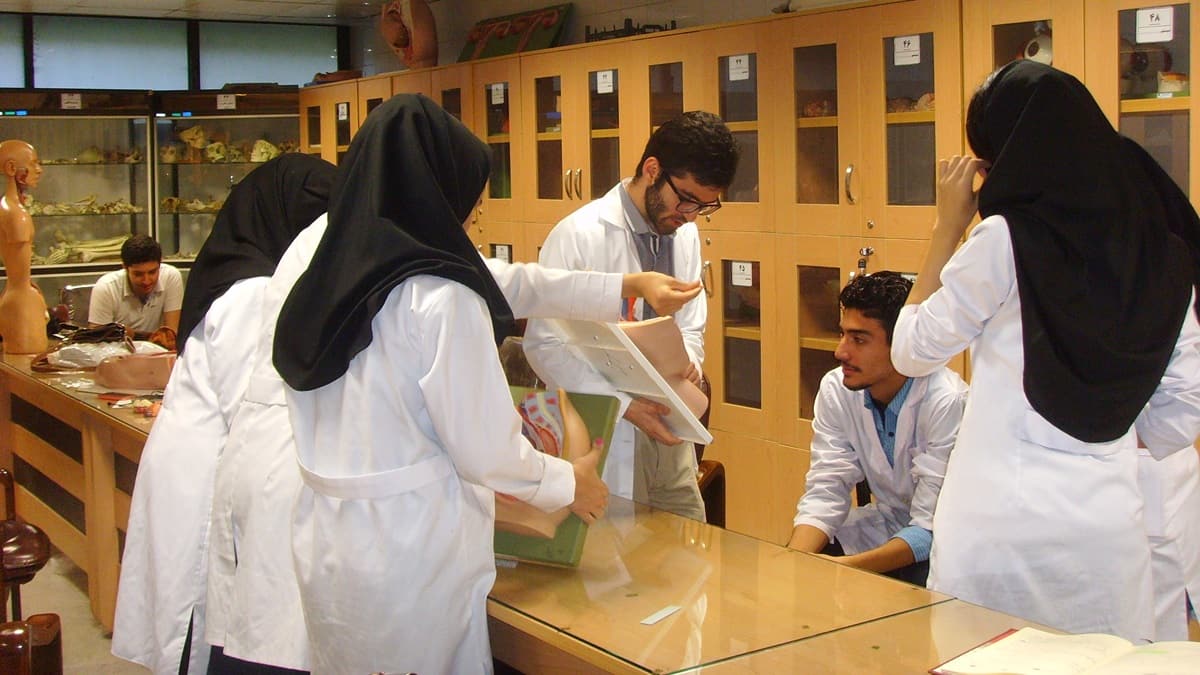 Jammu and Kashmir to mandate two-year bond for PG students. (Representational Image: Wikimedia Commons)