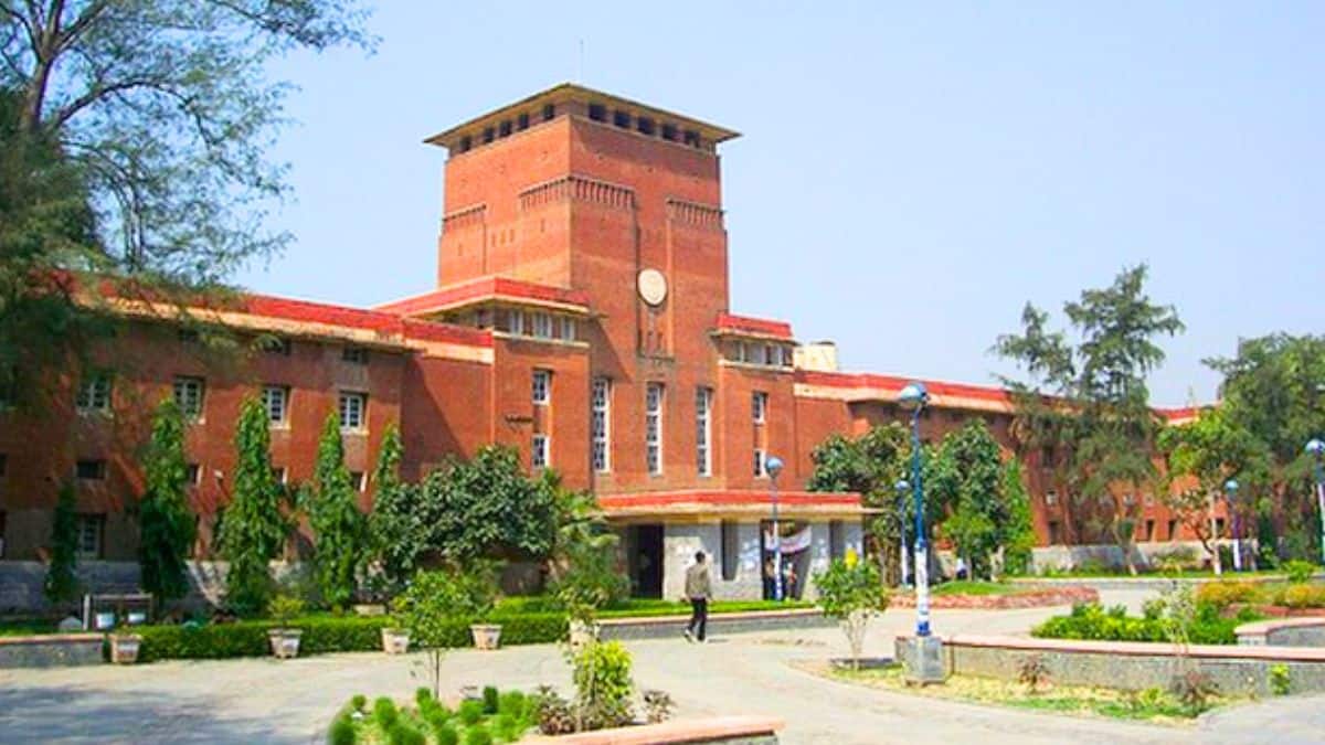 दिल्ली विश्वविद्यालय ने डूसू चुनावों के लिए 8 अगस्त को दिशानिर्देश जारी किया था। (प्रतीकात्मक-विकिमीडिया कॉमन्स)