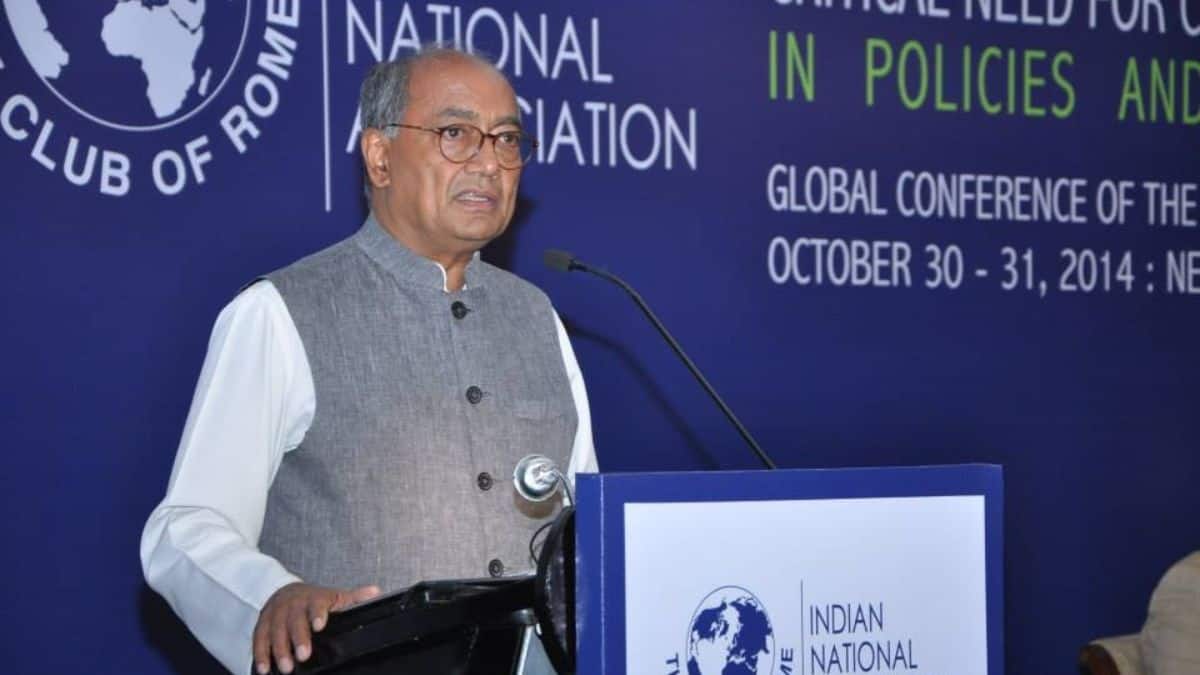 Make SC, ST, OBC quotas must in private universities: Panel seeks law (Image: Facebook/Digvijaya Singh)