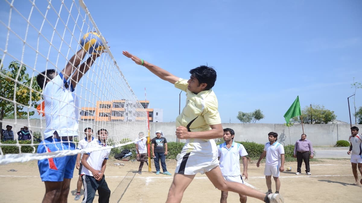 The parliamentary panel stated that athletes should be provided school education within the complex of lodging. (Image: Wikimedia Commons)