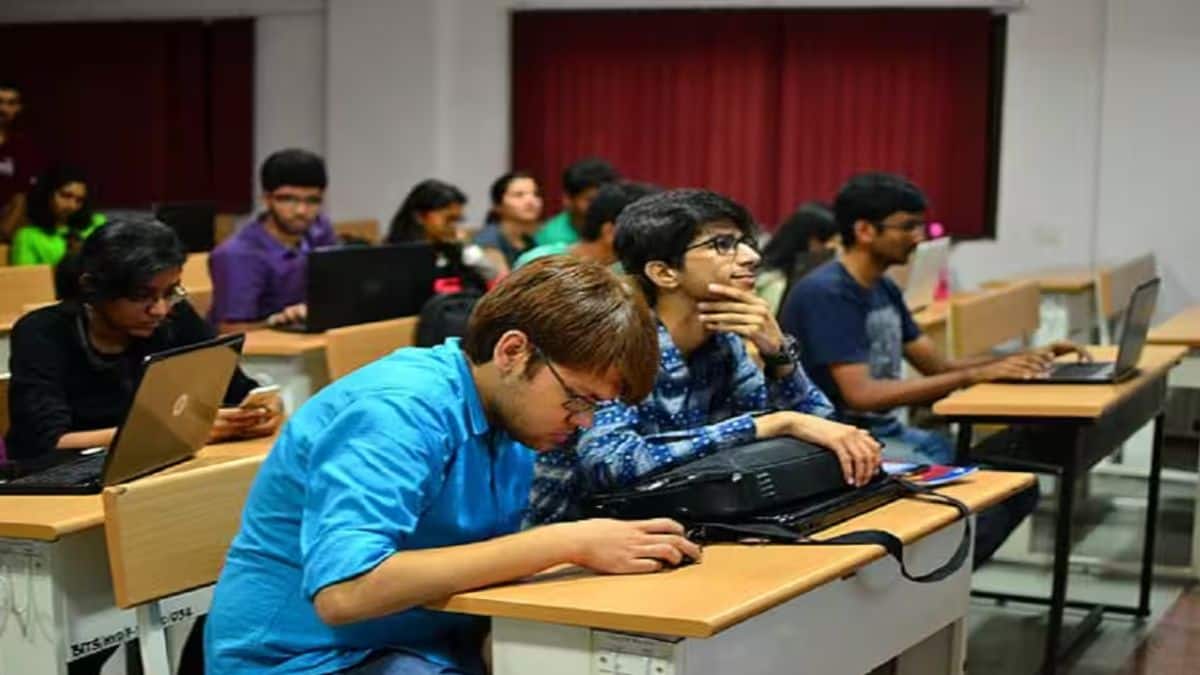 बिहार डीएलएड प्रवेश परीक्षा 2025 की समय सारणी इस लेख में देखी जा सकती है। (प्रतीकात्मक-विकिमीडिया कॉमन्स)