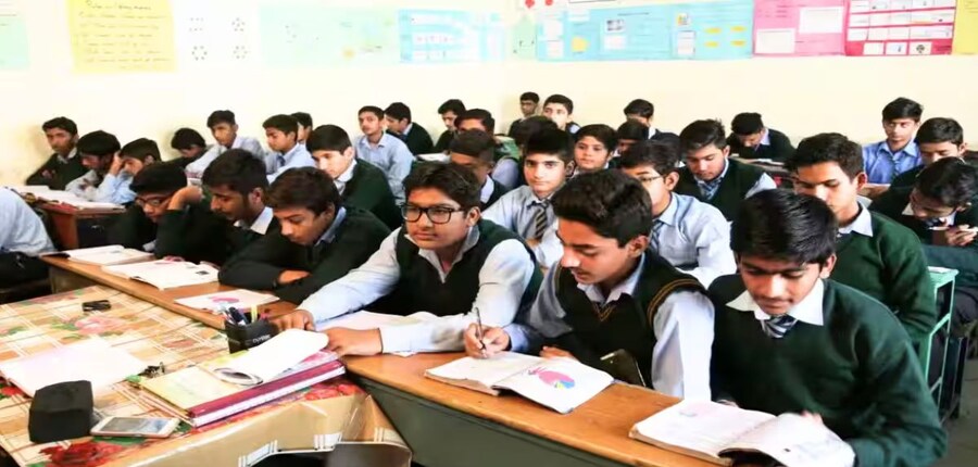 एचपीबीओएसई कक्षा 12वीं की सप्लीमेंट्री परीक्षा 22 से 28 जुलाई, 2025 तक आयोजित की गई। (प्रतीकात्मक-पिक्सल)