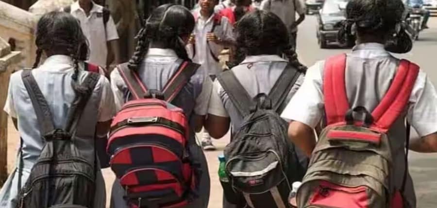 देश भर में 31.9 प्रतिशत छात्र निजी गैर-सहायता प्राप्त (मान्यता प्राप्त) स्कूलों में नामांकित हैं। (प्रतीकात्मक-विकिमीडिया कॉमन्स)
