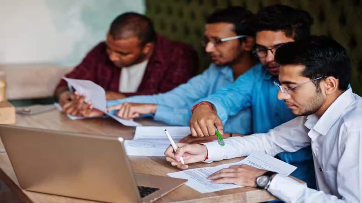 एम्स नॉरसेट 9 स्टेज 1 रिजल्ट 2025 आधिकारिक वेबसाइट पर पीडीएफ प्रारूप में जारी किया गया है। (प्रतीकात्मक-फ्रीपिक)