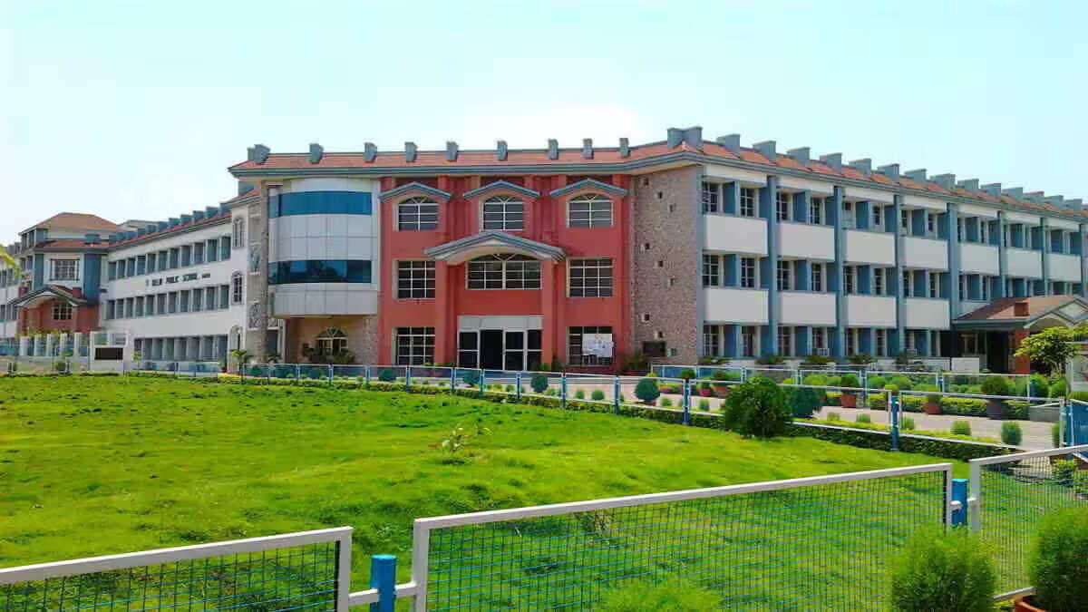 Several Delhi schools receive bomb threat; mid-term exams postponed at DPS Dwarka