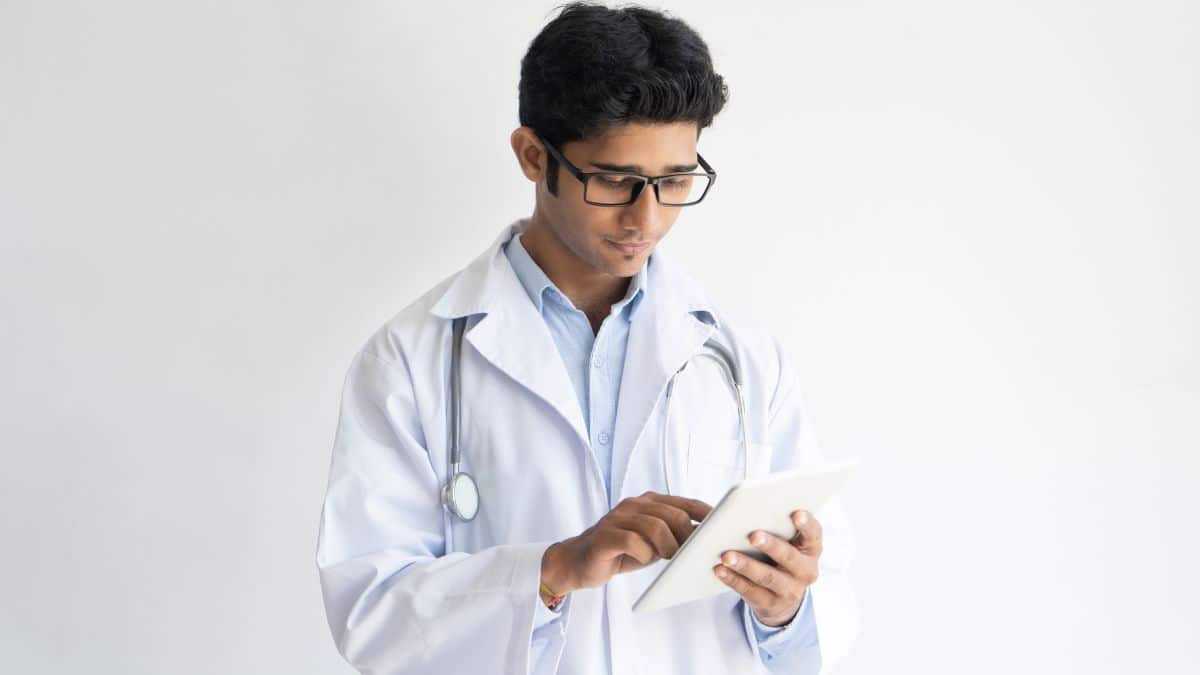 अटल मेडिकल एंड रिसर्च यूनिवर्सिटी ने उम्मीदवारों को मेरिट सूची में विसंगतियों की रिपोर्ट करने का अवसर दिया है। (प्रतीकात्मक-फ्रीपिक)