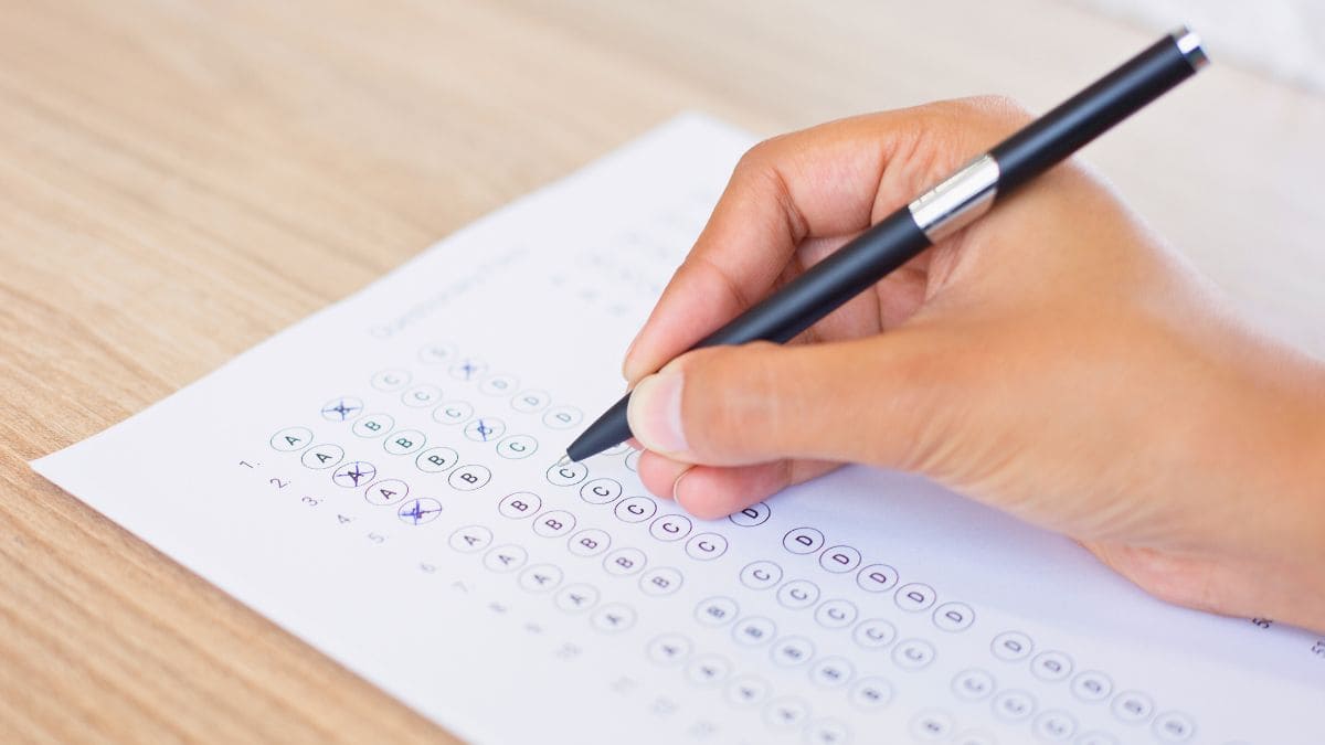 Bihar Board Half-Yearly Exam 2025-26 LIVE: BSEB 9th, 10th, 11th, 12th exam dates; question papers pdf, updates