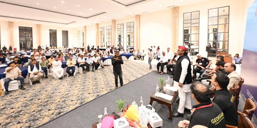 यूपी के पूर्व सीएम अखिलेश यादव आरएमएस के पूर्व छात्र रहे हैं। (स्त्रोत-एक्स/अखिलेश यादव)