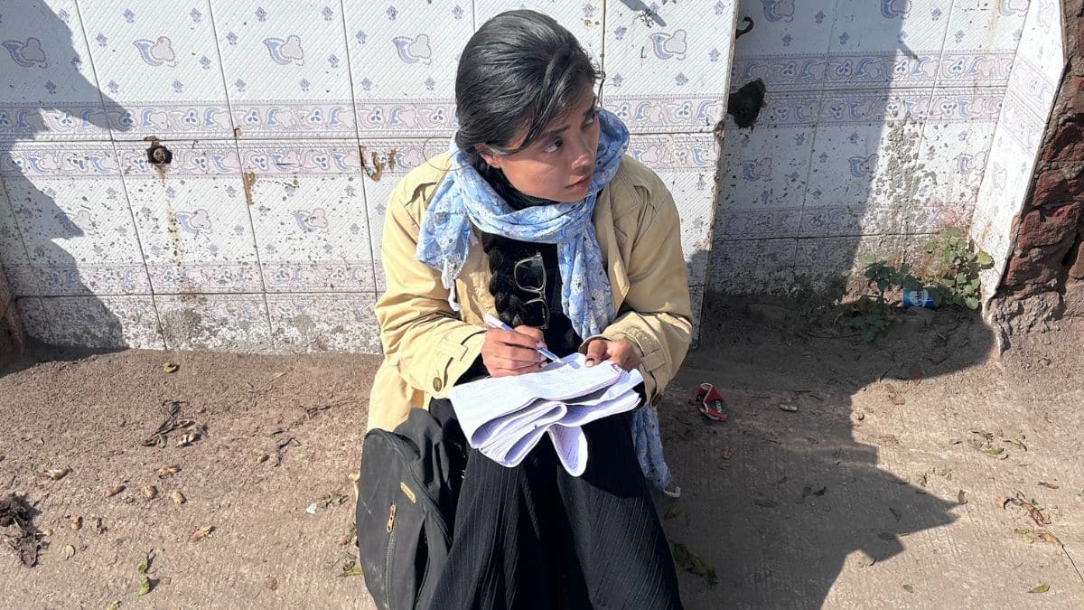 Are jackets, caps, full sleeves allowed? JEE Main 2026 dress code for female, male candidates