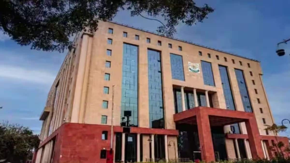 सीबीएसई ने एफिलिएटेड स्कूलों में मानसिक स्वास्थ्य और करियर परामर्शदाताओं की नियुक्ति अनिवार्य की