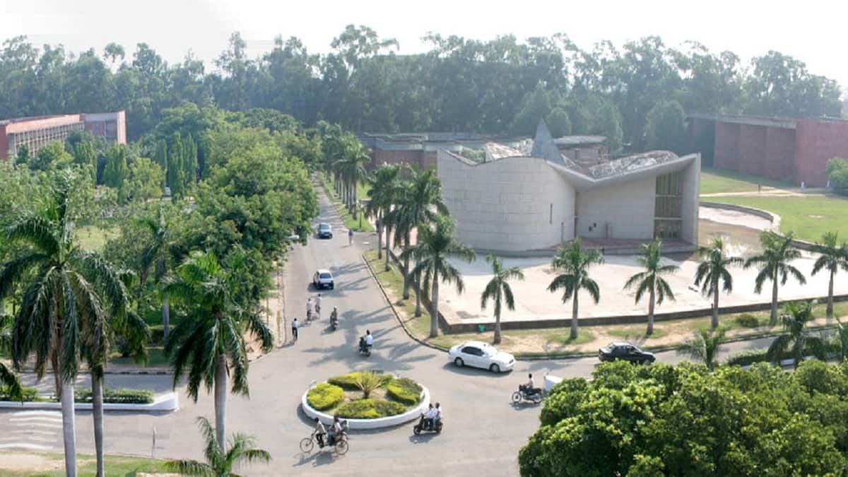 Panjab University gets Indian patent for 'Grass Printer' robot