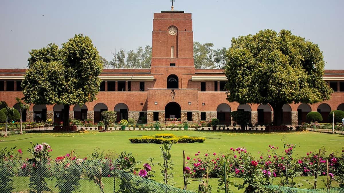 A DU committee has flagged alleged violations of recruitment norms at St Stephen’s College. (Image: Wikimedia commons)