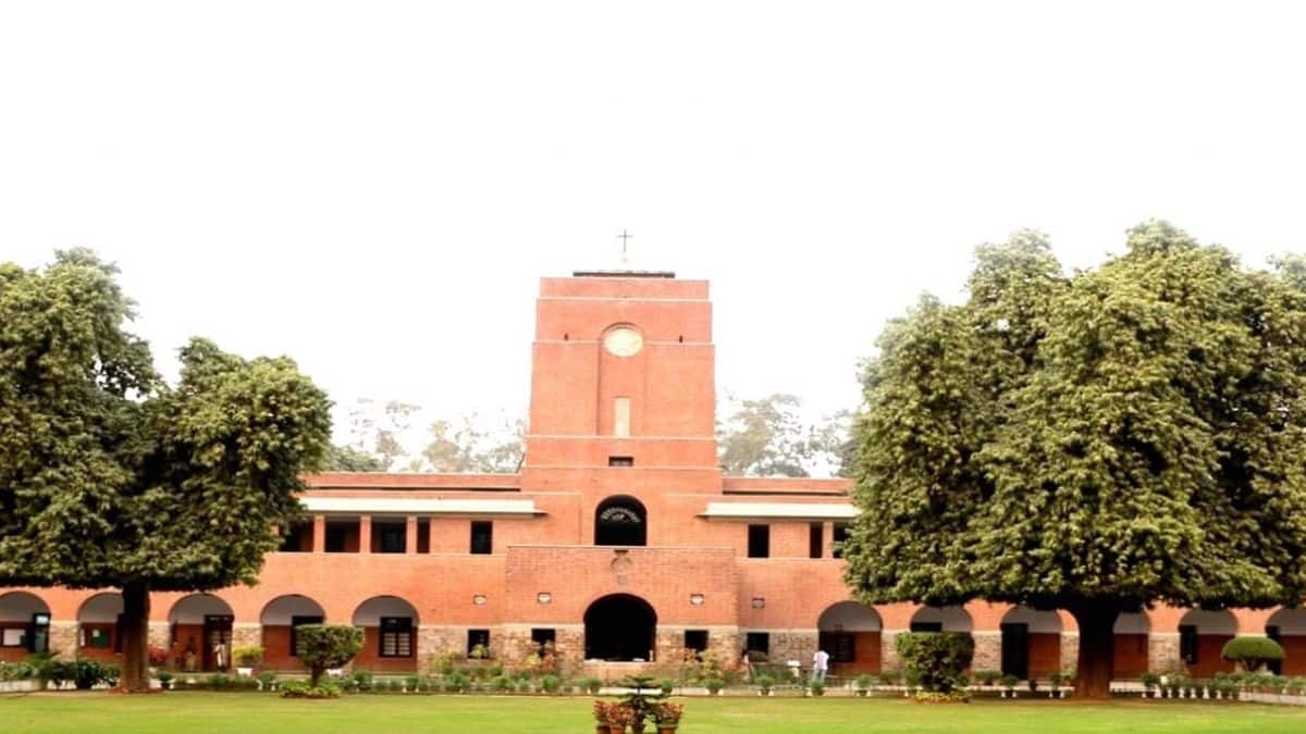 St Stephen’s sacks 2 faculty appointed under ex-principal John Varghese (Image: Facebook/St Stephen's Student Union Society)
