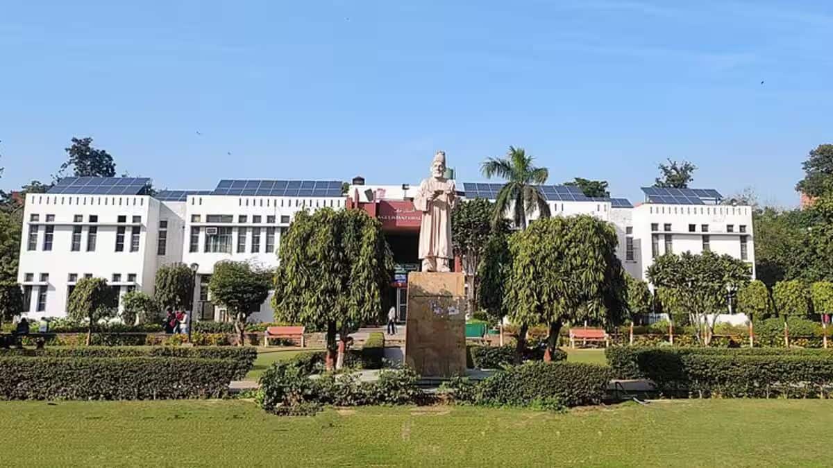 Jamia Millia Islamia teachers have expressed concern over disruption of academic activities. (Image: Wikimedia Commons)