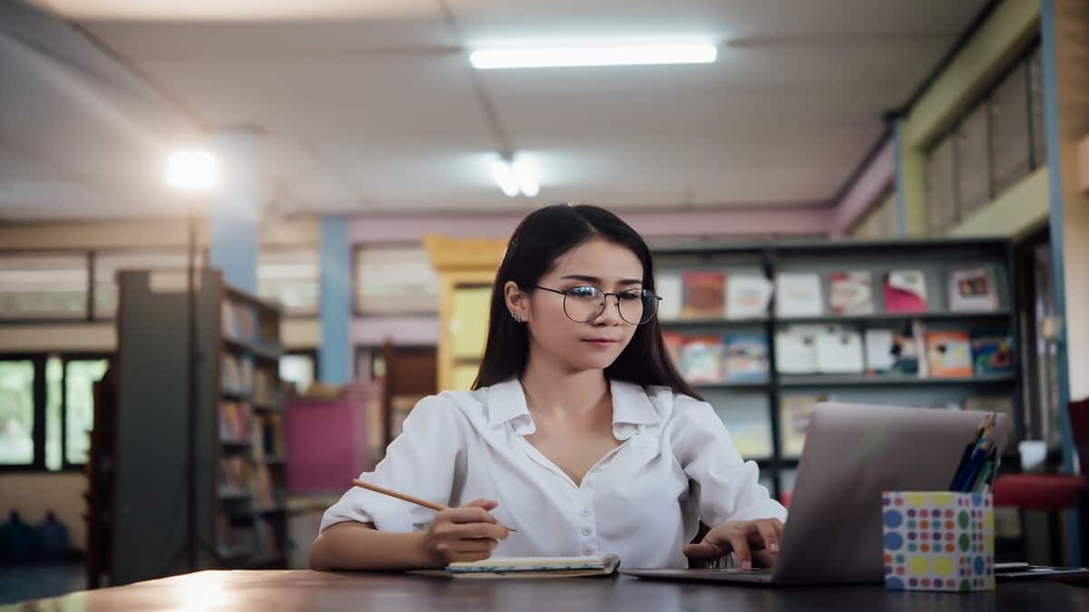 The 40-week online course will begin from November 16 and will end on August 31, 2027. Candidates have to pay Rs 2,000 as enrollment fee. (Representative image: Magnific)