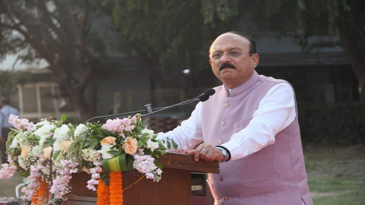 Ashish Sood interacted with the top 100 student startups under the Delhi Startup Yuva Festival 2026 at Indira Gandhi Delhi Technical University for Women. (Image: X/@ashishsood_bjp)
