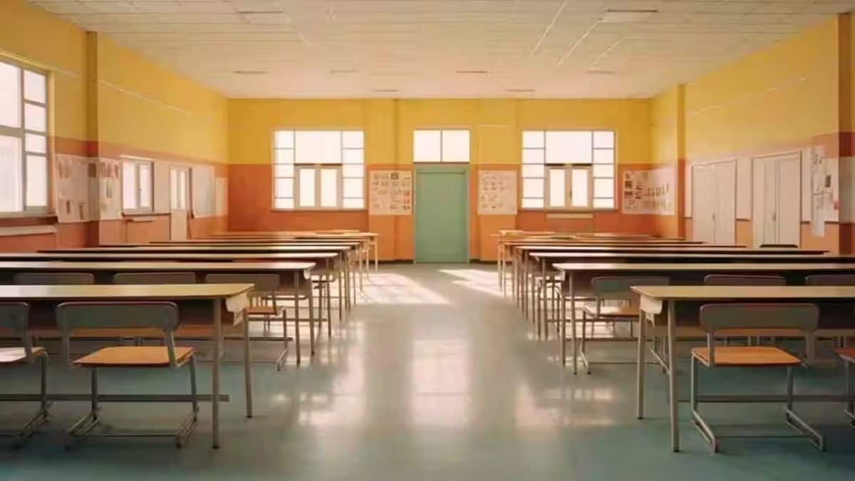 अधिकारी ने कहा, ''हम ईमेल के स्रोत की जांच कर रहे हैं और फिलहाल कुछ भी संदिग्ध नहीं मिला है।'' (प्रतीकात्मक-फ्रीपिक)