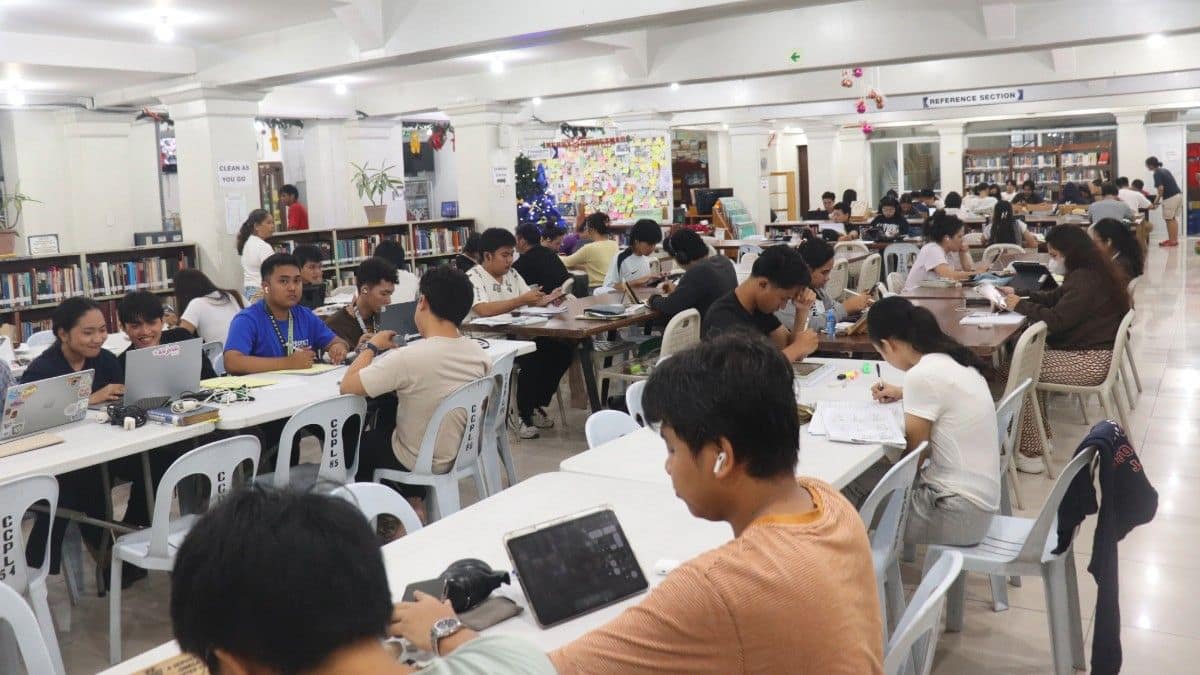 ‘Leaving may invalidate our degrees’: Indian students in Iran stranded by exams, refuse to follow evacuation orders (Representational image: wikimedia commons)