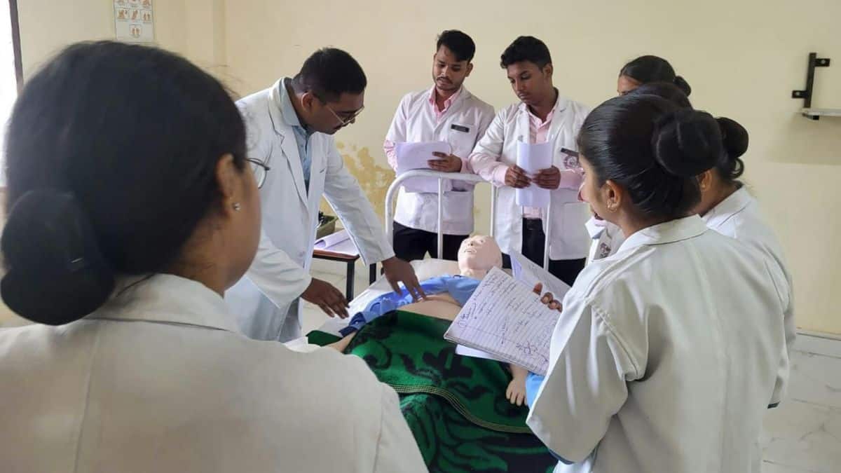 NEET 2026 LIVE: UG registration begins at neet.nta.nic.in; documents, photograph, exam schedule, admit card