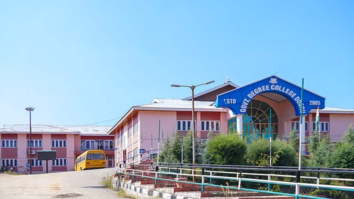 Kashmir schools, colleges shut, university exams postponed as protests rock UT over Ayatollah Khamenei killing (Image: Wikimedia Commons)