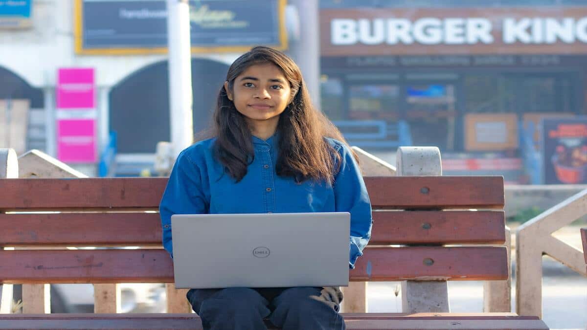 NTA will conduct computer-based JEE Mains 2026 session 2 from April 2 to 9 in dual shifts. (Representational image: Pexels)