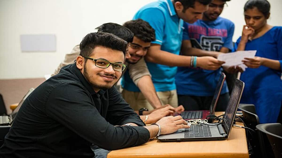NTA will conduct the JEE Mains 2026 session 2 exams for BTech admissions on April 2, 4, 5, 6, and 8. (Representational image: Freepik)
