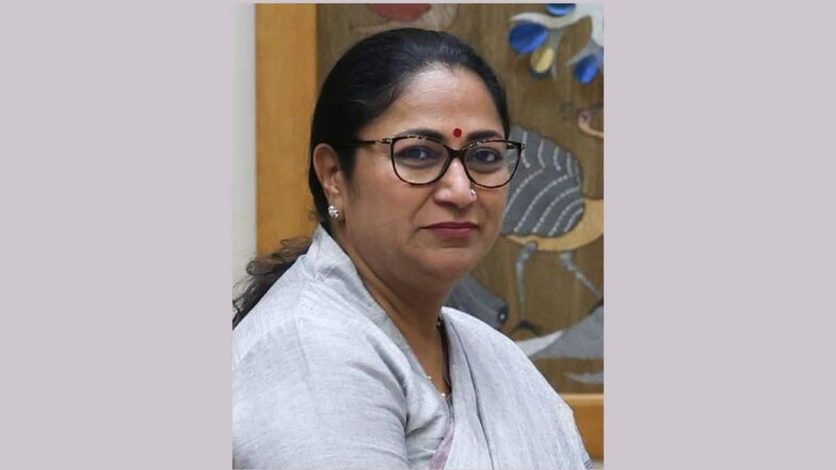 CM Rekha Gupta attends AUD 14th convocation ceremony (Image Credit: WIkimedia COmmons)